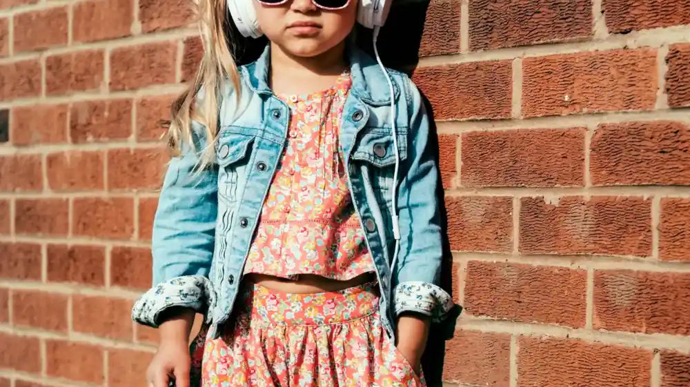 Picture of a fashionable little girl